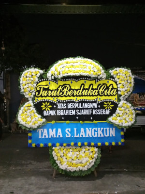 Papan Bunga Duka di Sawa Erma